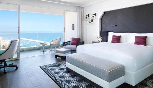 Fairmont Room King Bed Non Smoking