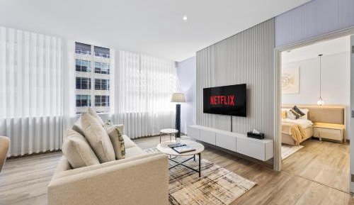 One-Bedroom Apartment with City View