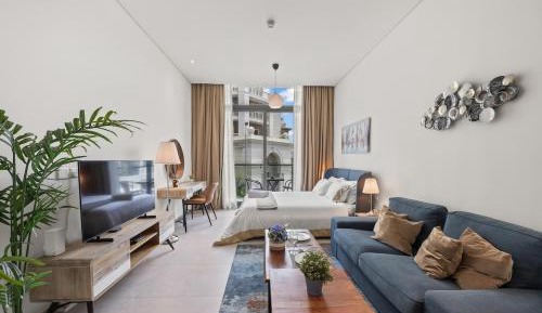 Studio Apartment with Balcony