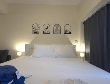 Studio Apartment with Balcony