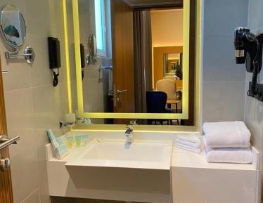 Junior Suite with Balcony
