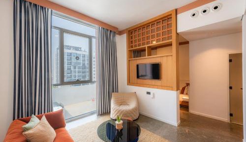 Suite with City View