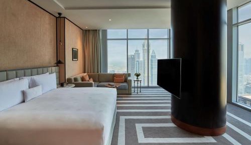 King Corner Room with Skyline View
