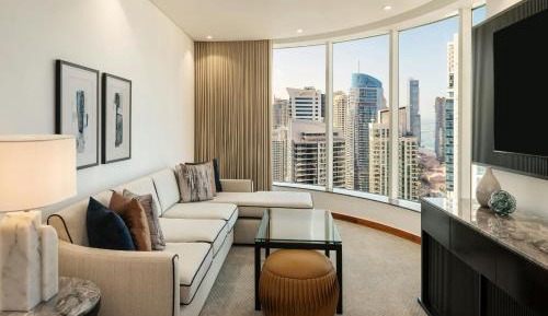 Superior Deluxe Suite, 1 Bedroom Suite, Airport Transfers, With Complimentary Resort Beach & Pool Access, 1 King, 
