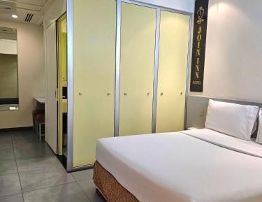 Standard Internal Room