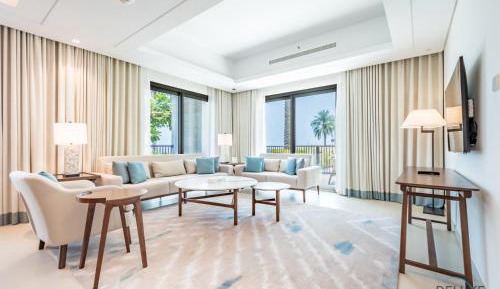 Five-Bedroom Apartment