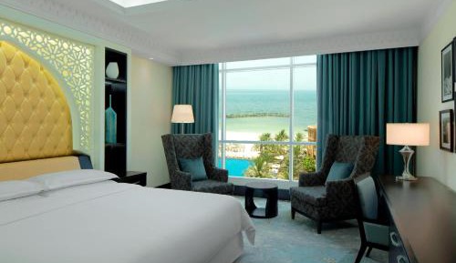 Superior Deluxe King with Sea View