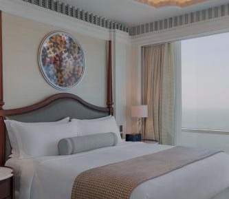 Grand Deluxe Suite, 1 Bedroom Suite, 1 King, Sea view
