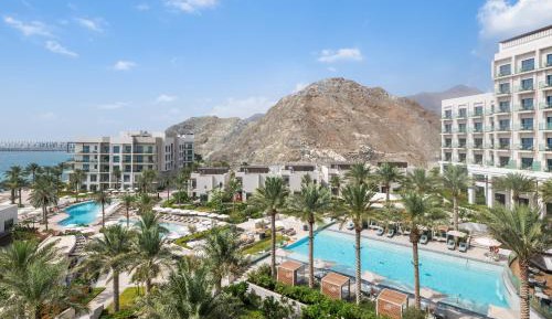 Executive Suite Pool View 
