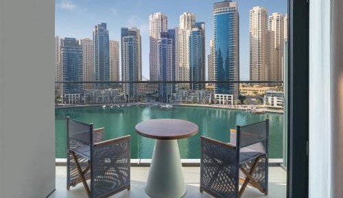 Marina View Deluxe Room with Private Balcony King 
