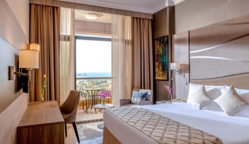 Premium Suite with Sea View