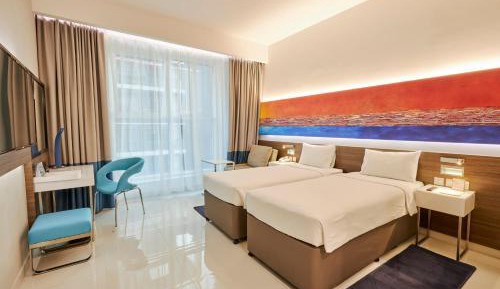 Twin Room - includes 20% off Food & Beverage (excluding in-room dinning)