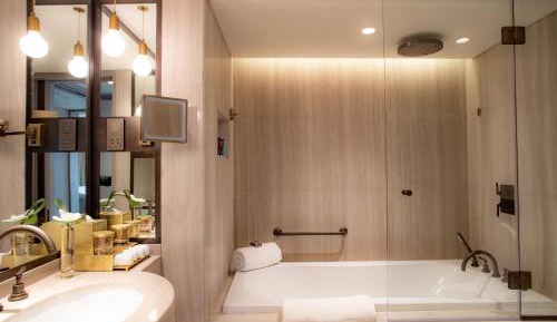 Ocean View Deluxe Room - includes kids club access