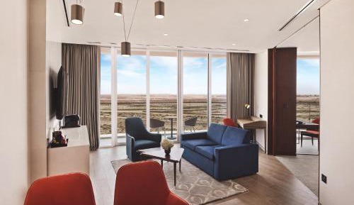Junior Suite with Access to Three Pools