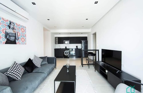 Les Berges du Lac Apartment | Sunset 302 Apt de Luxe Avec Salle de Fitness