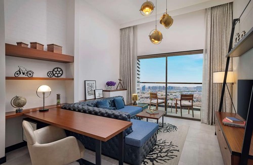Al Mankhool Hotel | DoubleTree by Hilton Dubai M Square Hotel & Residences