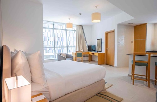 Barsha Heights Hotel | Grand Heights Dubai Hotel Apartments
