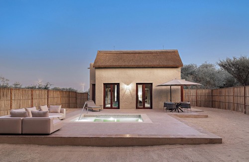 Sir Bani Yas Island Cabin | Anantara Al Sahel Villa Resort