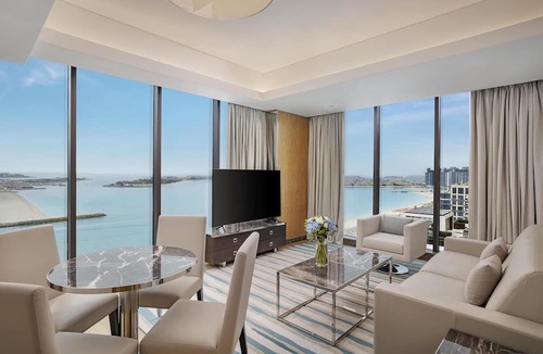 Palm Jumeirah Resort | Hilton Dubai Palm Jumeirah