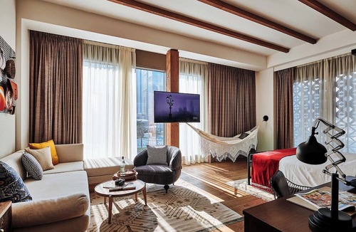 Trade Center Hotel | 25hours Hotel Dubai One Central