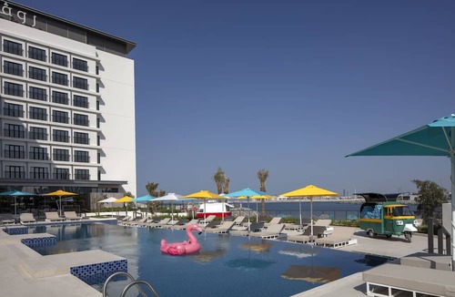 Dubai Hotel | Rove La Mer Beach
