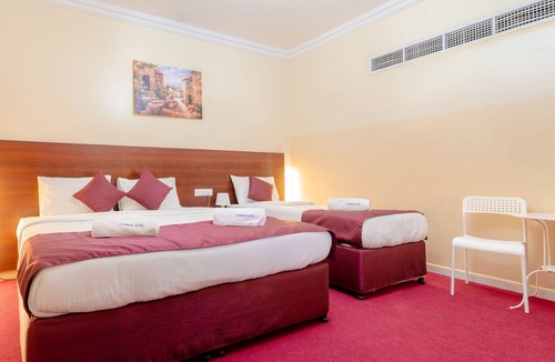 Al Sabkha Hotel | Al Karnak Hotel