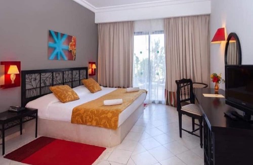 Playa Sidi Mehrez Hotel | Le Petit Palais