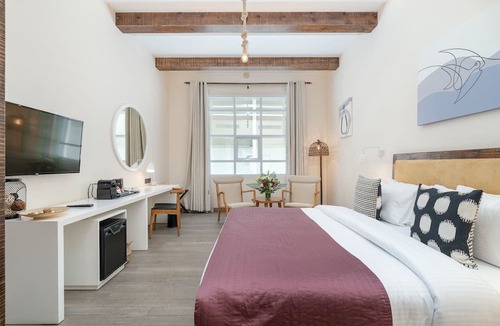Umm Suqeim 3 Hotel | Beach Walk Boutique