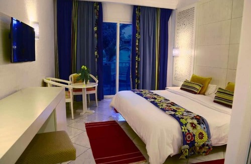 Yasmine Hotel | Hello Yasmine Hotel