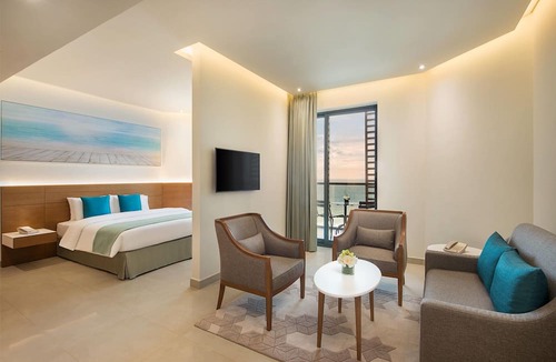 Rumailah Hotel | Wyndham Garden Ajman Corniche