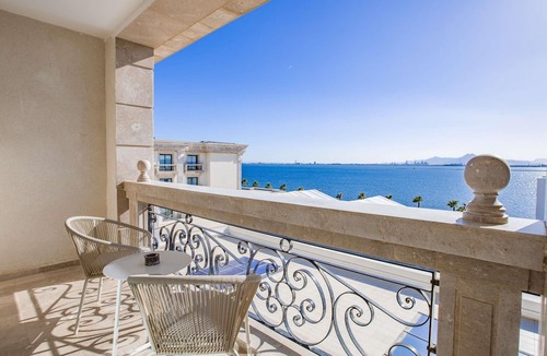 Les Berges du Lac Hotel | Mövenpick Hotel du Lac Tunis