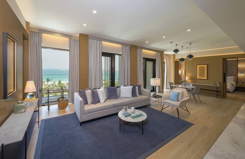 Dubai Resort | Bluewaters Beach hotel