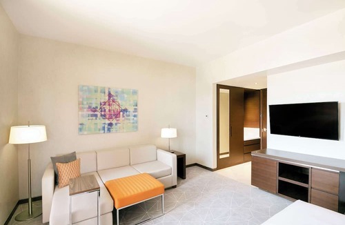 Naif Hotel | Hyatt Place Dubai Wasl District