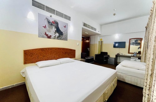 Al Sabkha Hotel | Queen's Hotel