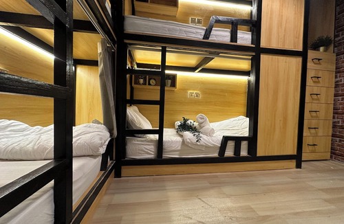 Madinat Zayed Hostel | Luxury Hostel Bedspace in Downtown