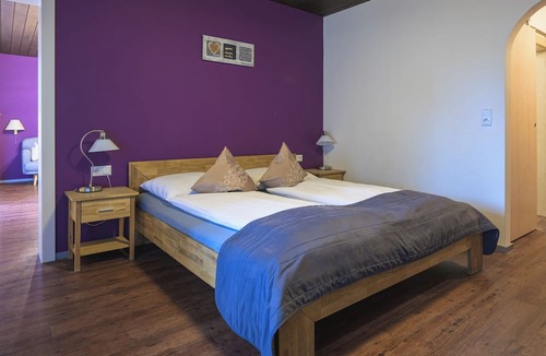 Schuttdorf Bed & Breakfast | ROJ Rooms & Suites