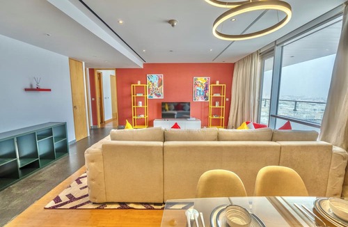 Al Mankhool Apartment | Luxury Homestay Near Dubai WTC
