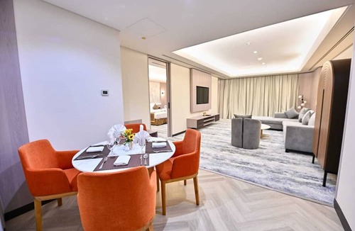 Bur Dubai Hotel | Pavilion Palace Hotel
