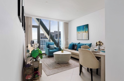 Palm Jumeirah Apartment | Maison Privee - Elegant Palm Retreat w/Iconic Sea and Marina Vws