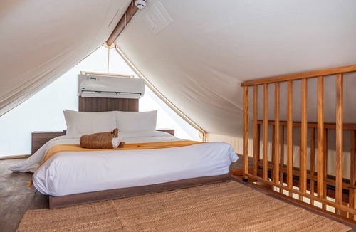 Jebel Ali Hotel | T-Rex Glamping, Dubai Parks and Resorts