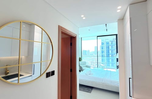 Jumeirah Village Circle Hotel | Premium Studio In Jvc Bazr