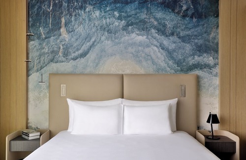 Dubai Marina Hotel | Ciel Dubai Marina, Vignette Collection by IHG