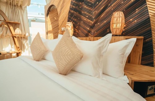 Umm al Quwain Hotel | LUXEGLAMP