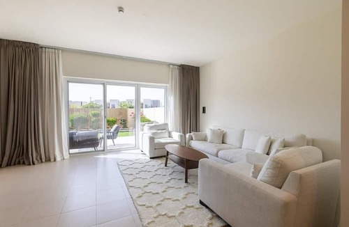 Dubai Villa | Phaedrus Living Urbana Serenity Escape