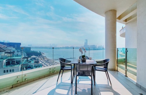Palm Jumeirah Apartment | GLOBALSTAY. Azizi Royal Bay Apartments