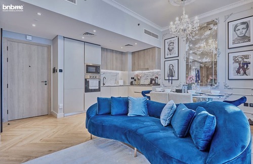 Jumeirah Village Circle Apartment | bnbme | Oxford Terraces | 1BR + Study Room