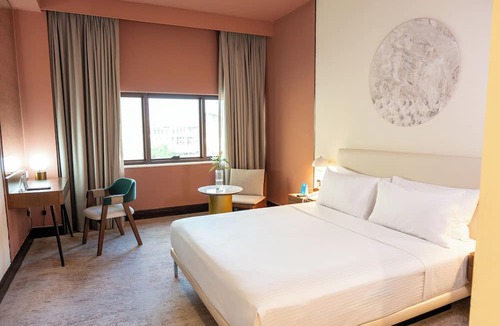 Garhoud Hotel | Majestic Cove Hotel