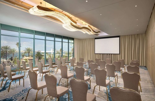 Jumeirah Beach Residence Resort | Hilton Dubai Jumeirah
