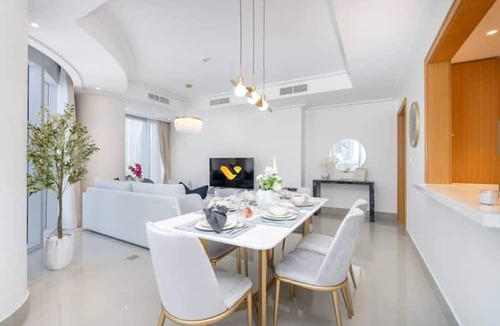 Downtown Dubai Villa | Vogue| Opera Grand near Dubai Mall | Burj Khalifa
