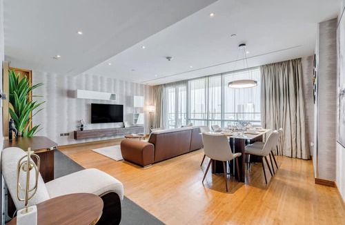 Al Mankhool Apartment | GlobalStay BurJuman Vista